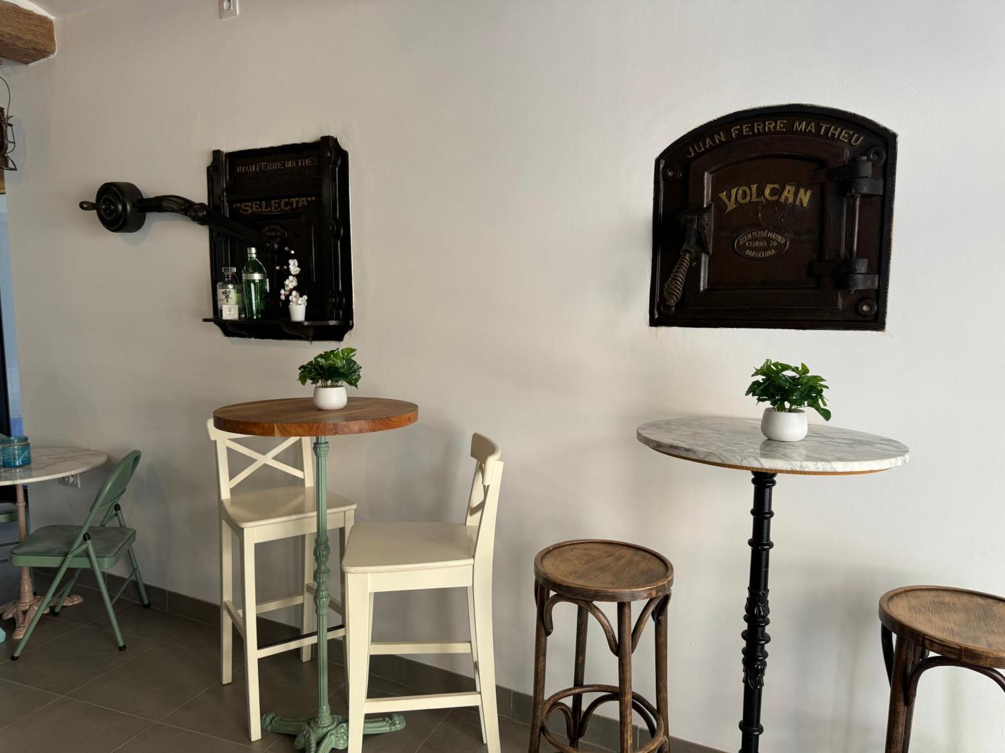 Casa Don Pelayo Boutique Apartments & Cafe Valderrobres Eksteriør billede