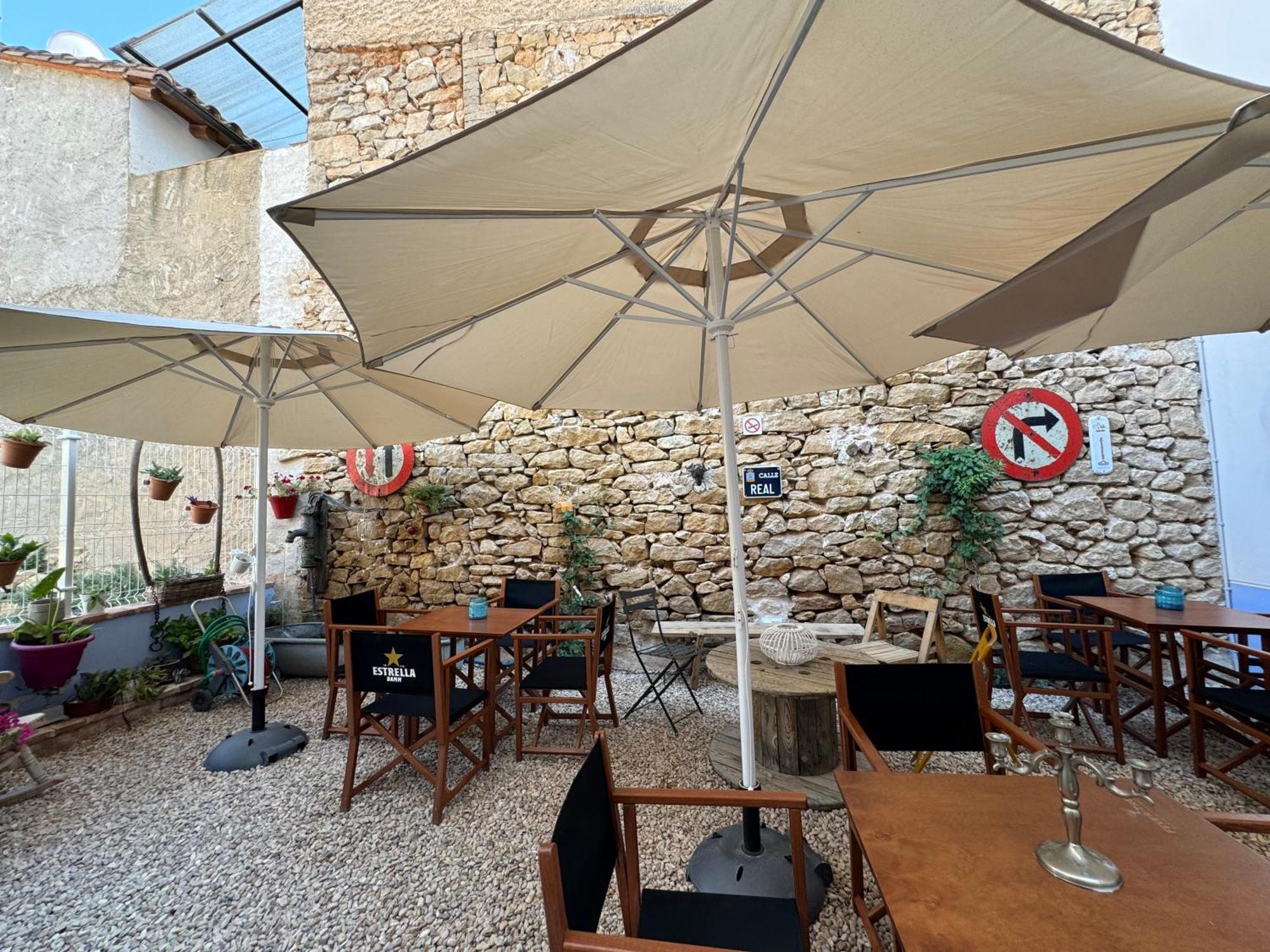 Casa Don Pelayo Boutique Apartments & Cafe Valderrobres Eksteriør billede