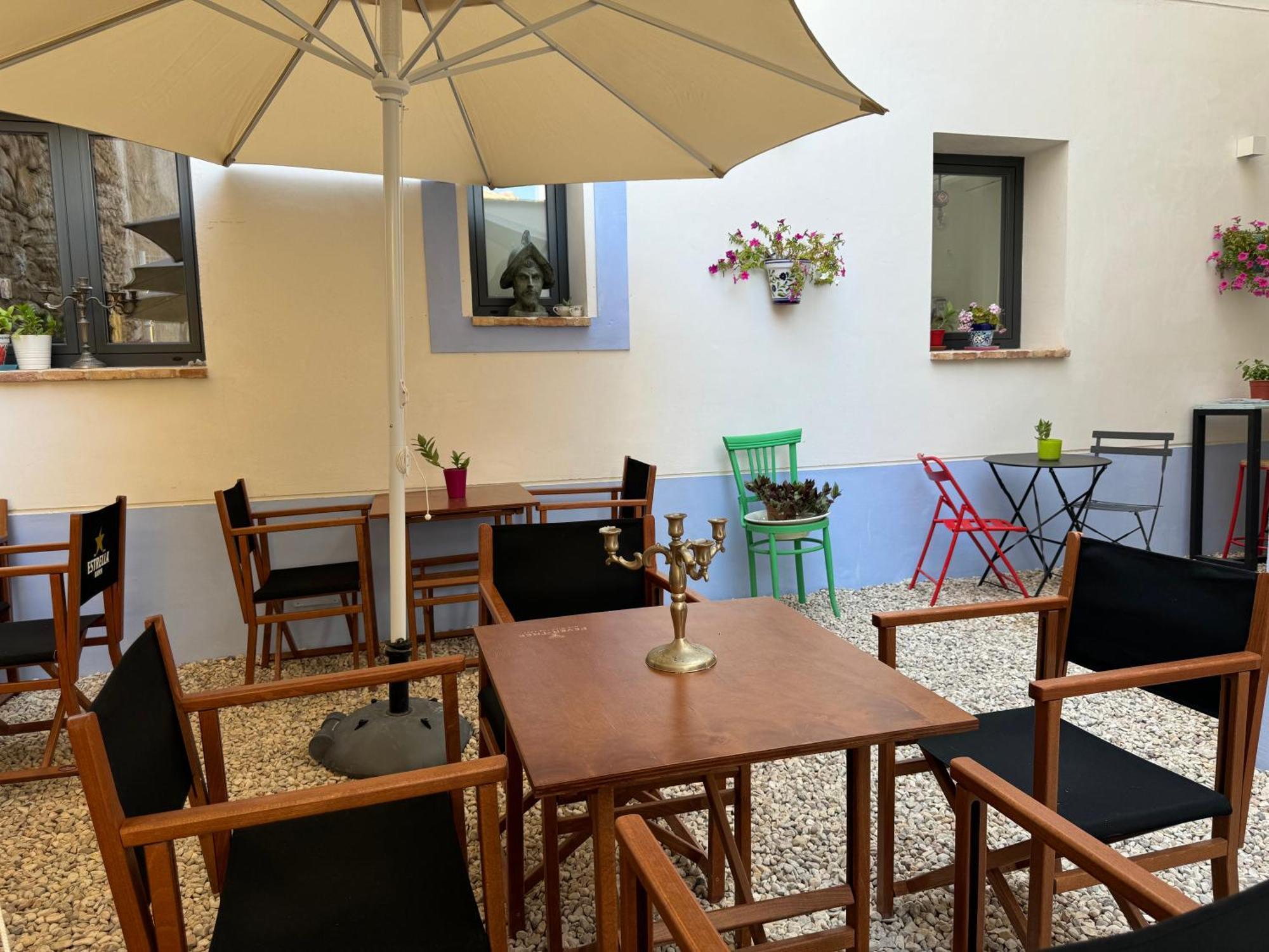 Casa Don Pelayo Boutique Apartments & Cafe Valderrobres Eksteriør billede